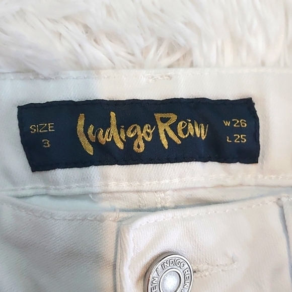Indigo Rein white jeans distressed ankle size 3 - Picture 3 of 9